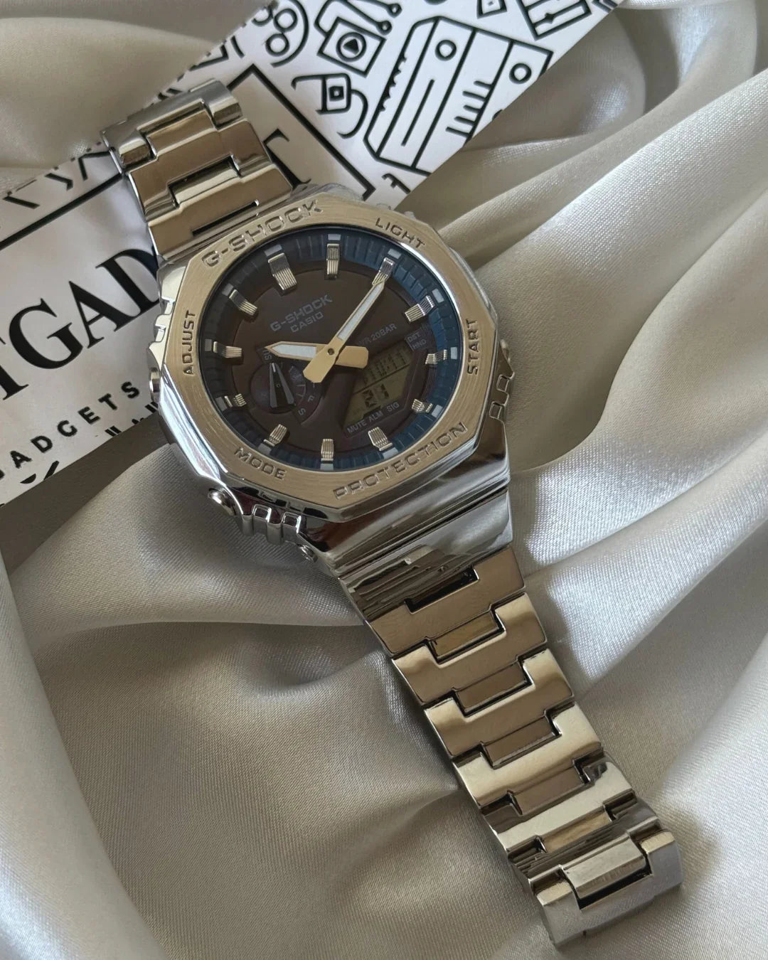 G-Shock GM2110D (Analog Digital Watch)