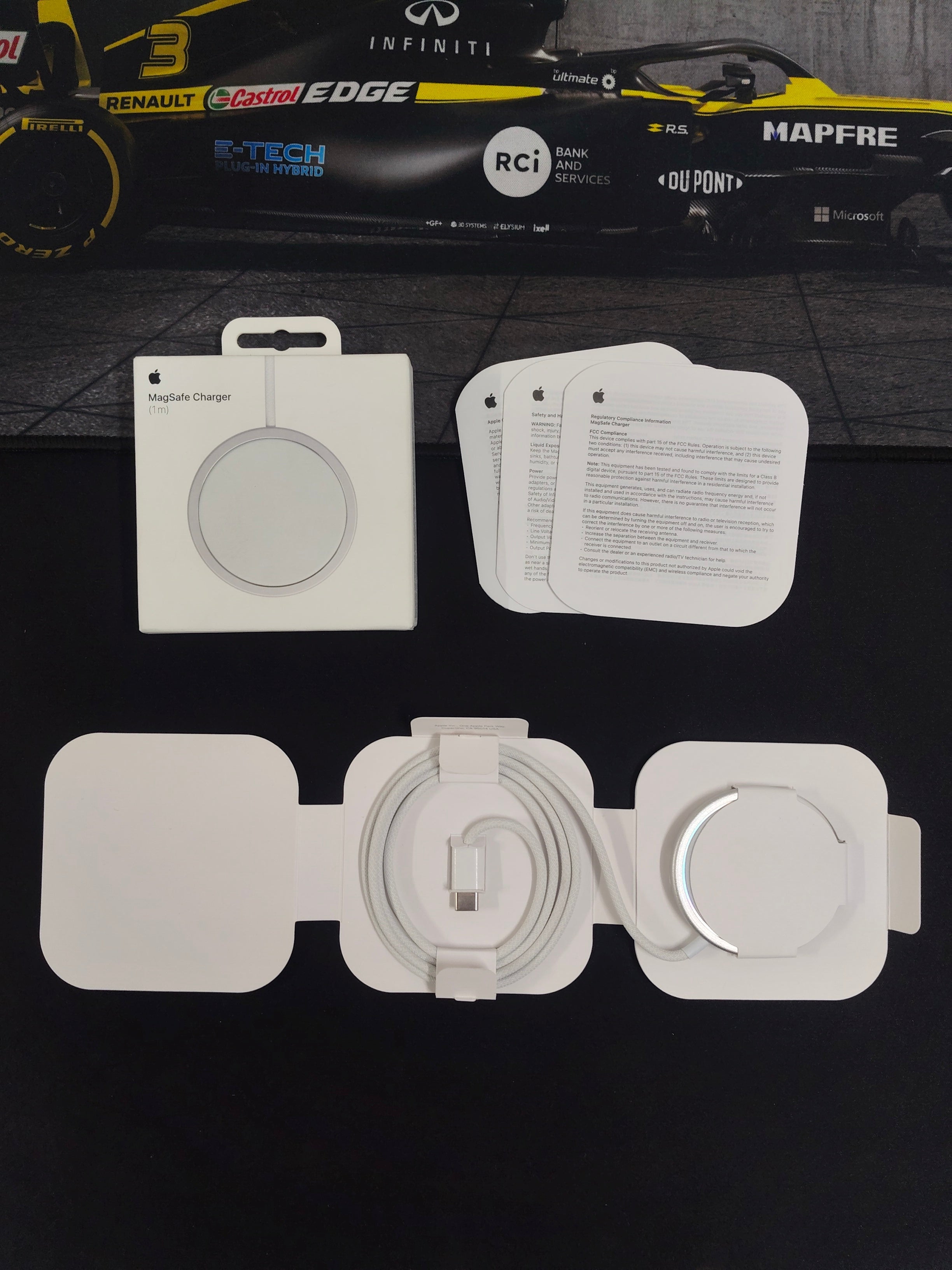 Finetyme 4-in-1 Combo (Pods + Batterypack + Magpad + Smartwatch)