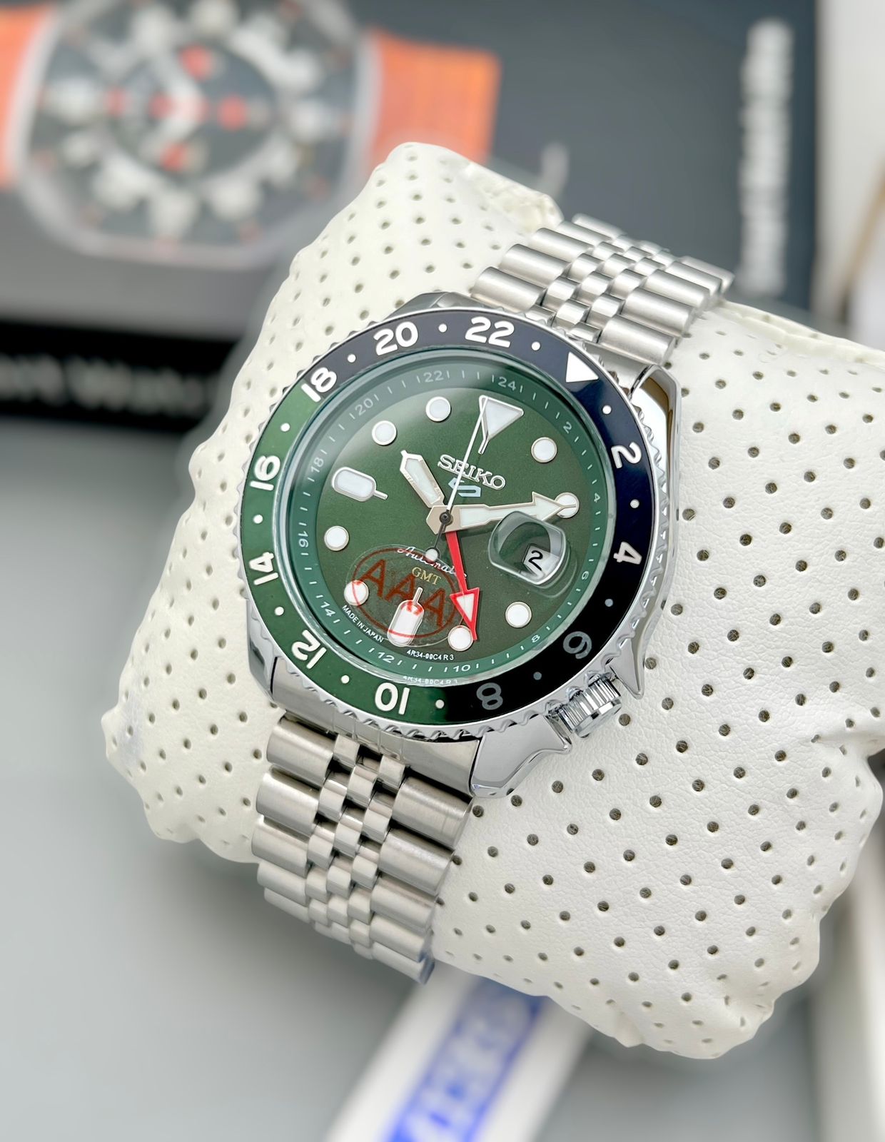 Seiko Presage Quartz Date Watch