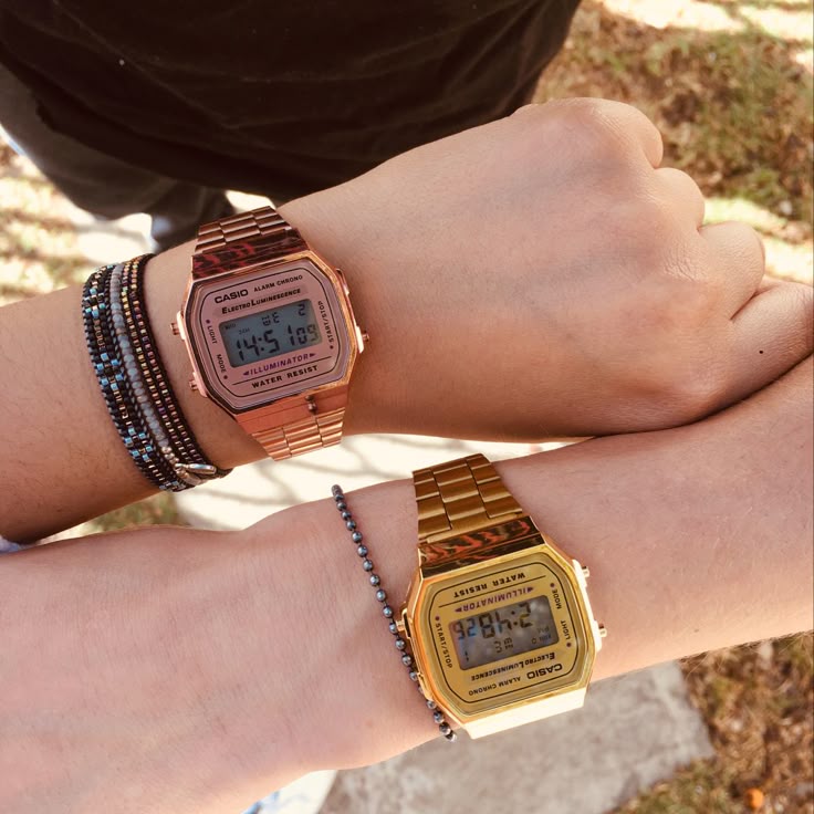 Couple Watches – Perfect Gift for Him & Her